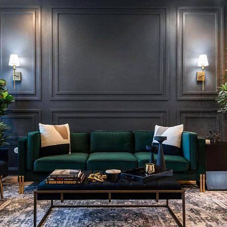 Stylish & Romantic Home, Long-Term Friendly, King バトンルージュ エクステリア 写真