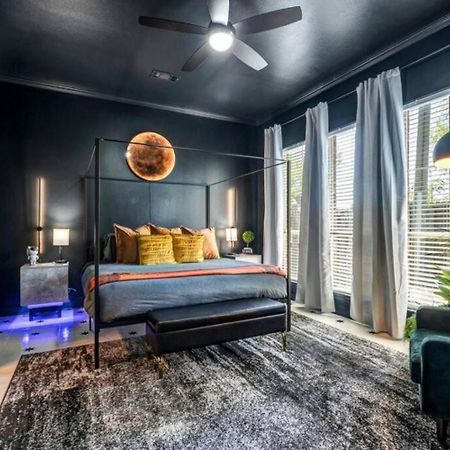 Stylish & Romantic Home, Long-Term Friendly, King バトンルージュ エクステリア 写真