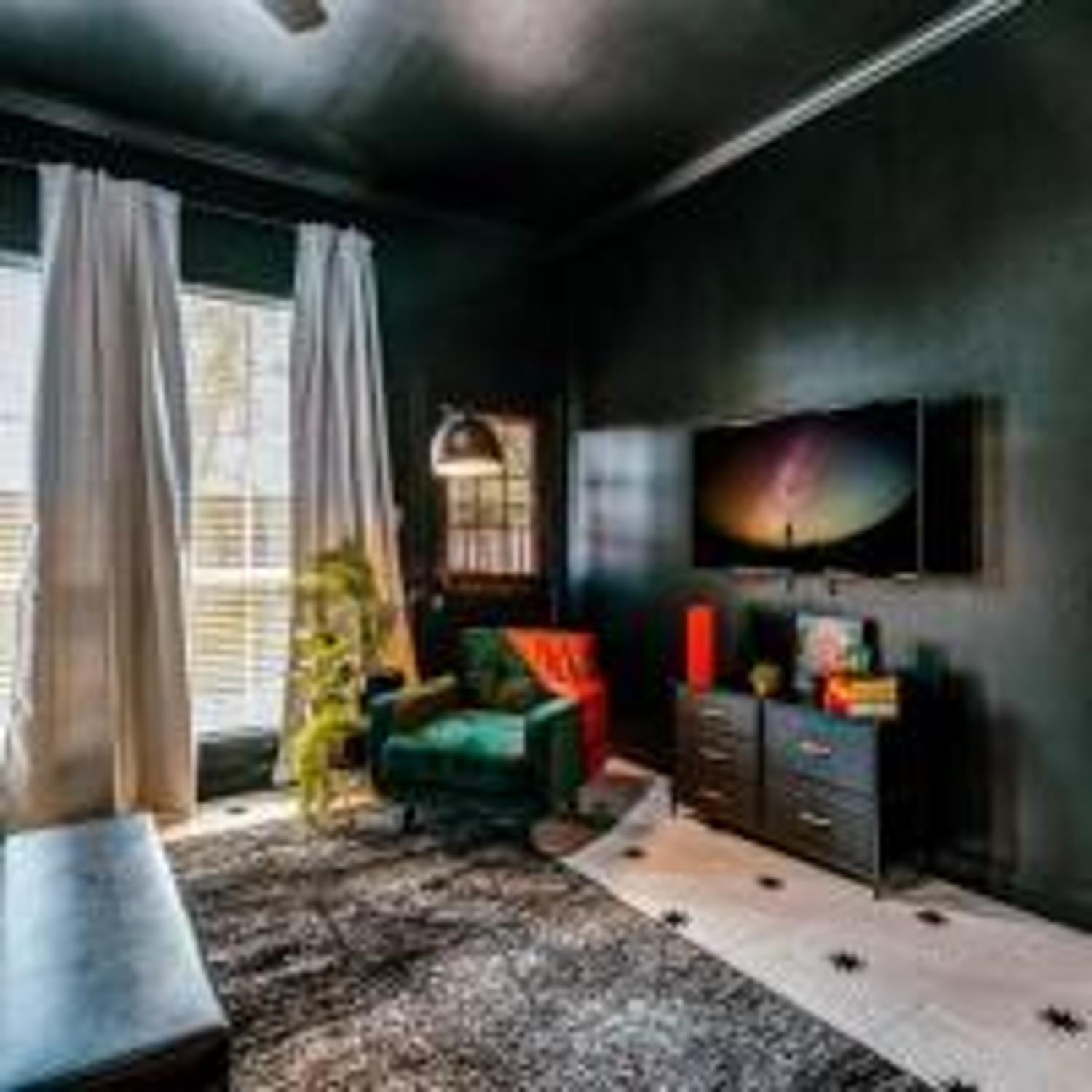 Stylish & Romantic Home, Long-Term Friendly, King バトンルージュ エクステリア 写真