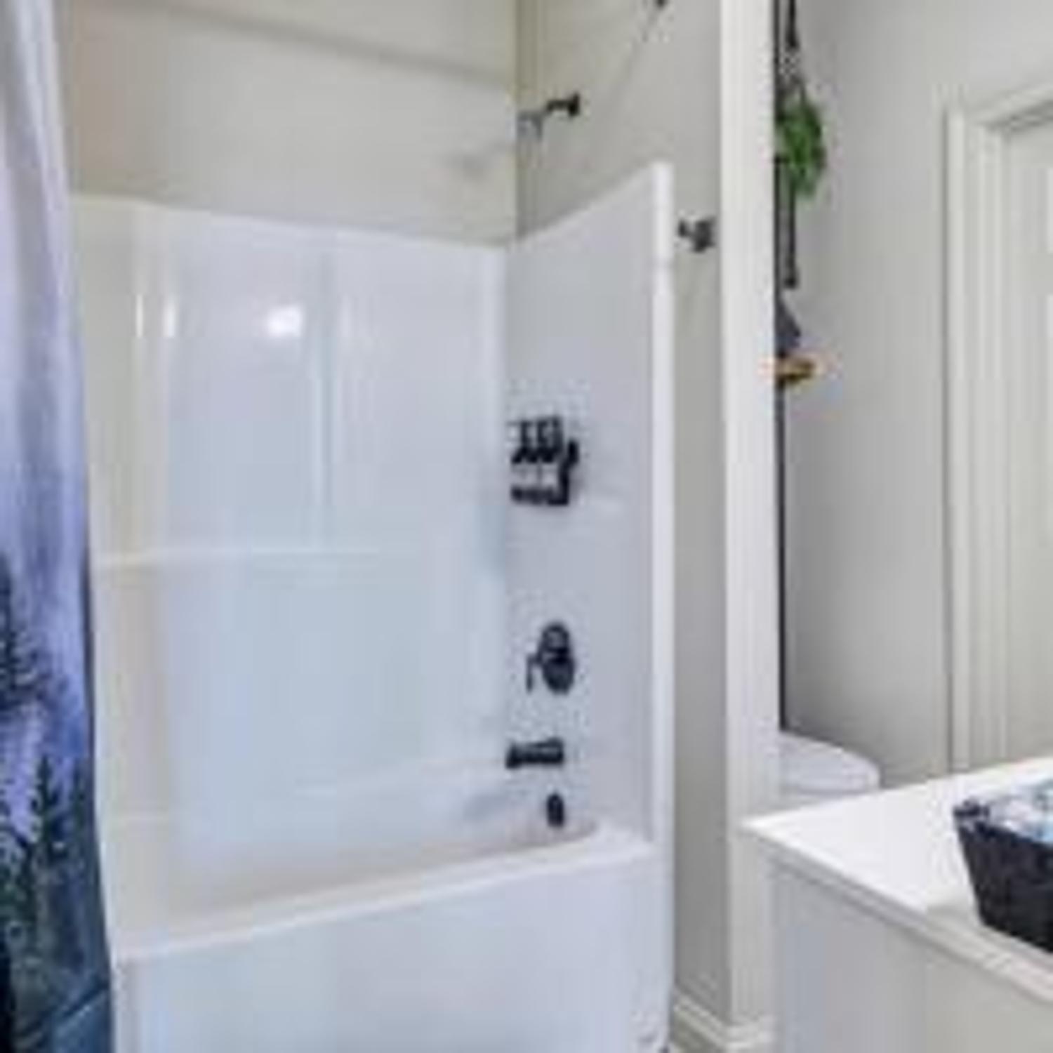 Stylish & Romantic Home, Long-Term Friendly, King バトンルージュ エクステリア 写真