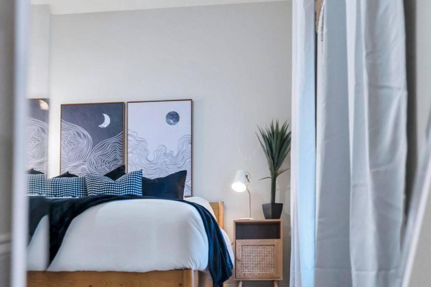 Stylish & Romantic Home, Long-Term Friendly, King バトンルージュ エクステリア 写真