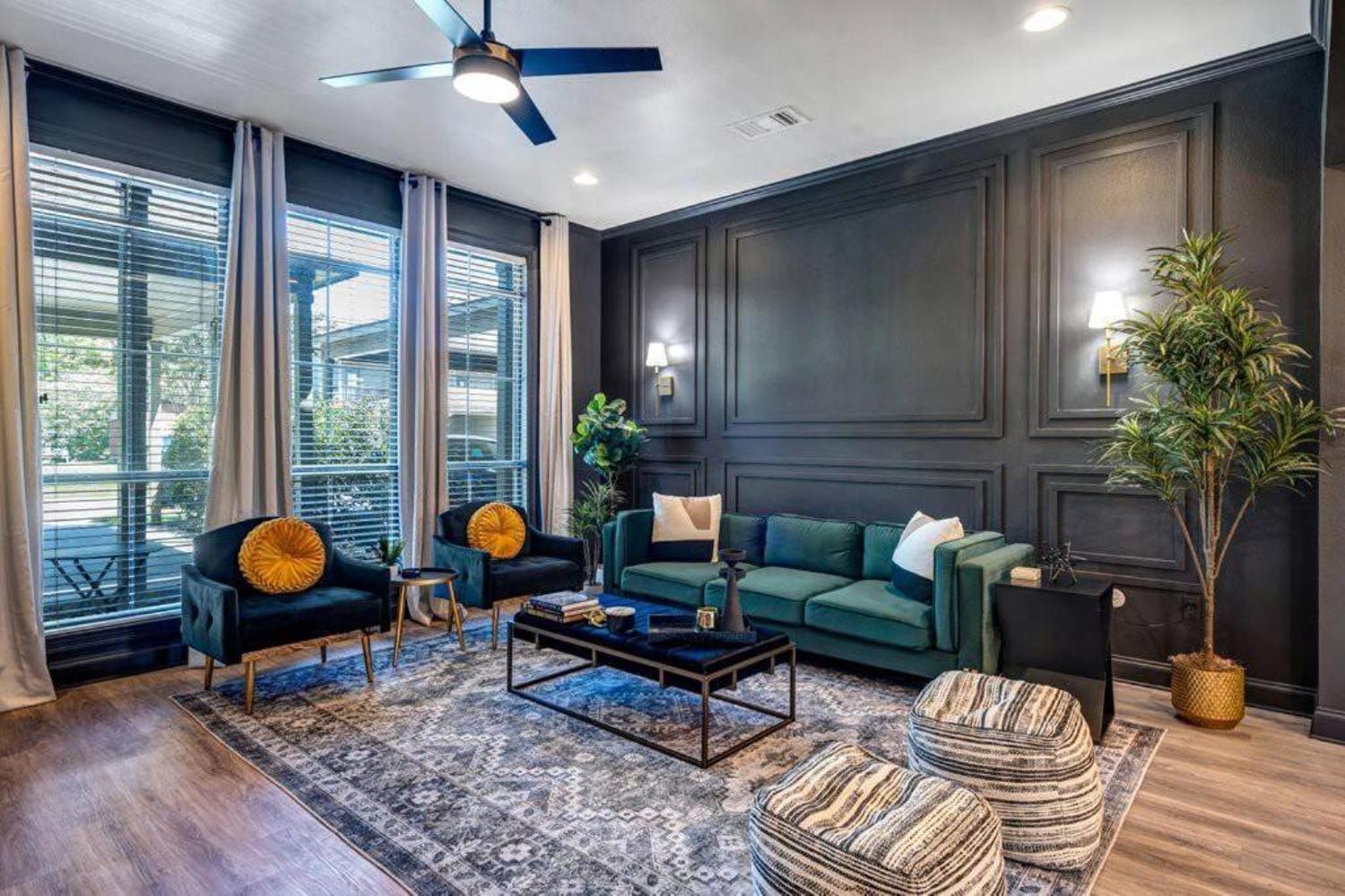 Stylish & Romantic Home, Long-Term Friendly, King バトンルージュ エクステリア 写真